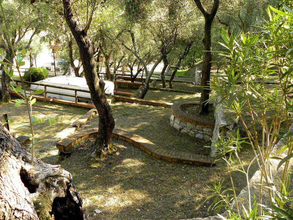 Tigullio Camping&Resort Sestri Levante Esterno foto
